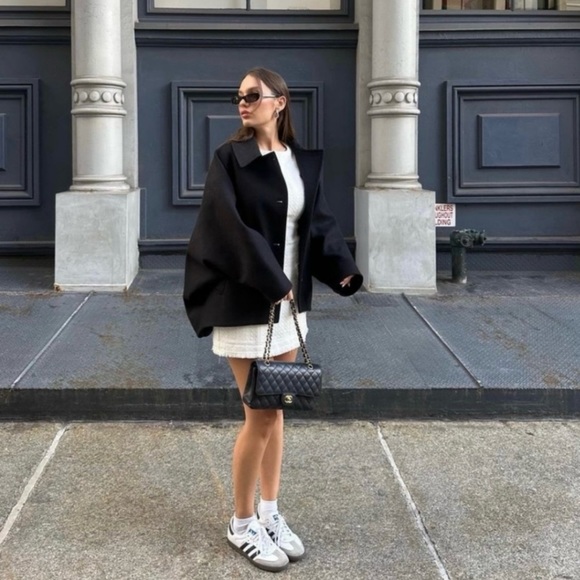 LAST ONE! MANTECO OVERSIZED CROPPED WOOL COAT - Picture 2 of 13